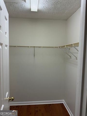 1819 Crescent Hill Drive NW, Acworth, GA 30102