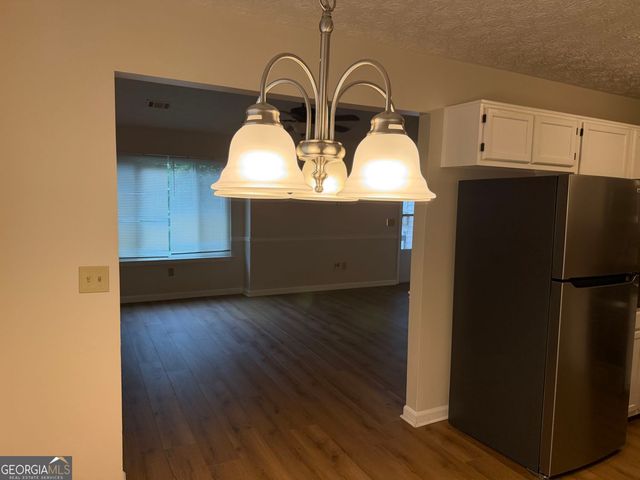 1819 Crescent Hill Drive NW, Acworth, GA 30102