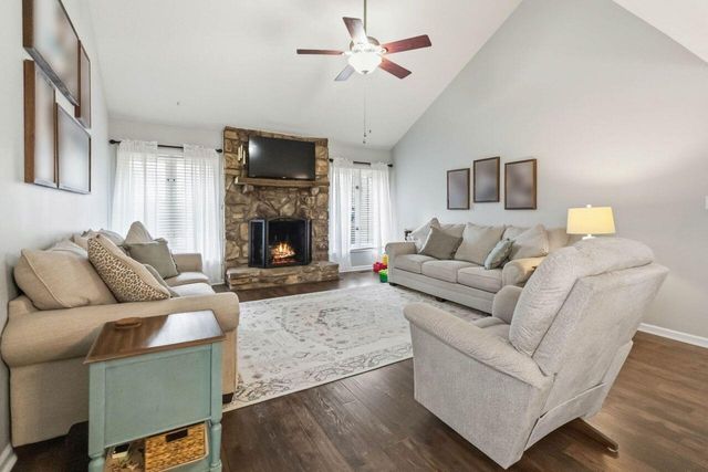 1218 Calvary Court, London, KY 40741