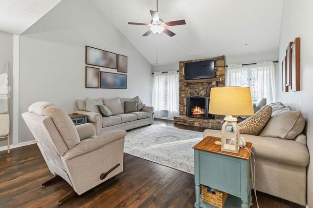 1218 Calvary Court, London, KY 40741