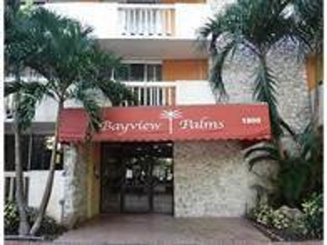 1800 Sans Souci Boulevard 332, North Miami, FL 33181