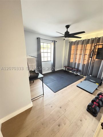 826 Cochran Dr, Lake Worth, FL 33461