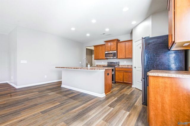 108 Oak Path Lane, Harvest, AL 35749