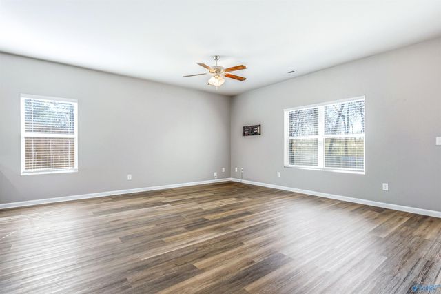 108 Oak Path Lane, Harvest, AL 35749