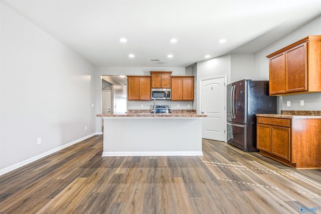 108 Oak Path Lane, Harvest, AL 35749