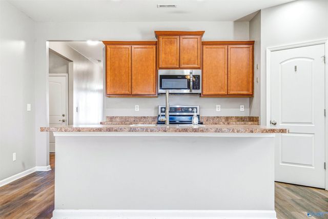 108 Oak Path Lane, Harvest, AL 35749