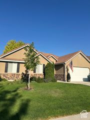 9681 N PEACH CT, Cedar Hills, UT 84062