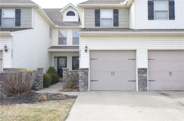 9584 N Main Street, Kansas City, MO 64155