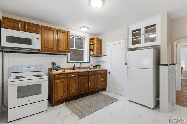 4033 Blow Street, St Louis, MO 63116