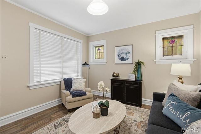 4033 Blow Street, St Louis, MO 63116