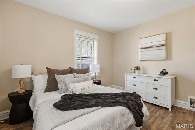 4033 Blow Street, St Louis, MO 63116