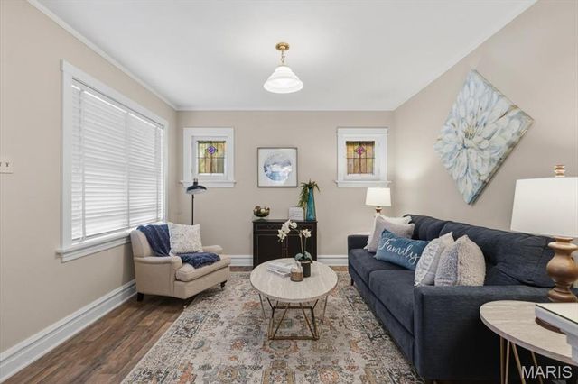 4033 Blow Street, St Louis, MO 63116