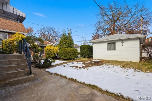 4033 Blow Street, St Louis, MO 63116