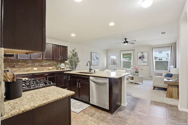 12207 Bening, Schertz, TX 78154