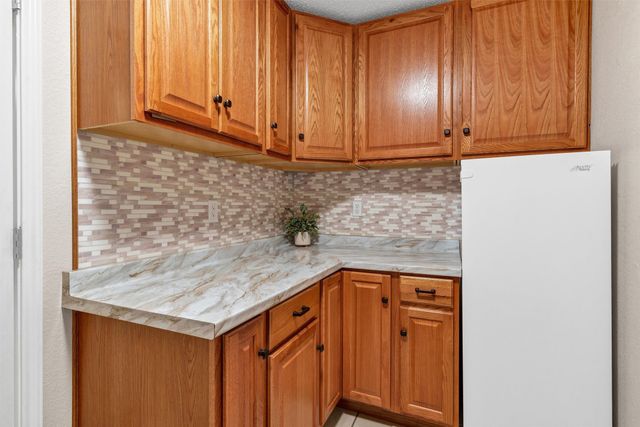 1989 Lariat Drive, Justin, TX 76247