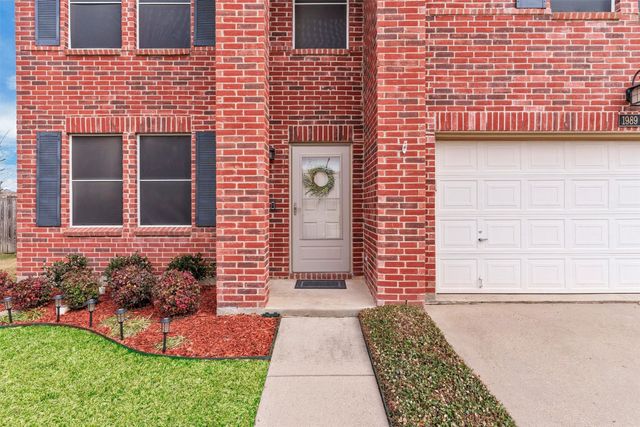 1989 Lariat Drive, Justin, TX 76247