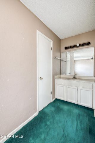 11379 QUINTANA Drive, El Paso, TX 79936