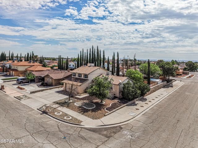 11379 QUINTANA Drive, El Paso, TX 79936