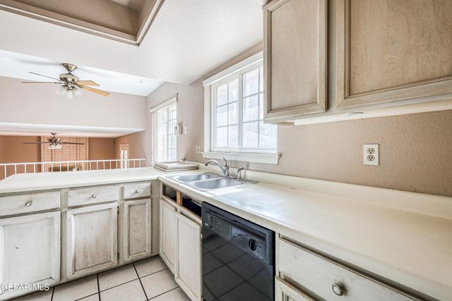 11379 QUINTANA Drive, El Paso, TX 79936