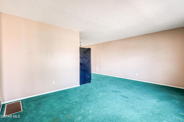 11379 QUINTANA Drive, El Paso, TX 79936