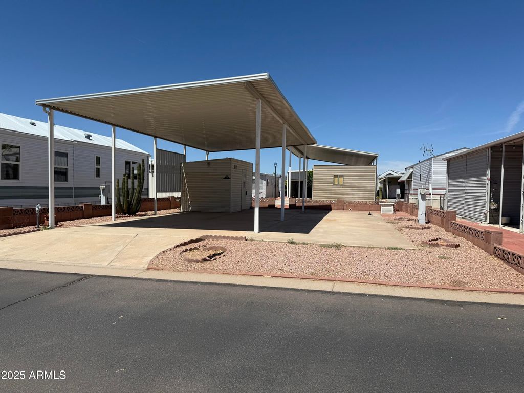 Image 12 of property listing at 7750 E BROADWAY Road 477, Mesa, AZ 85208