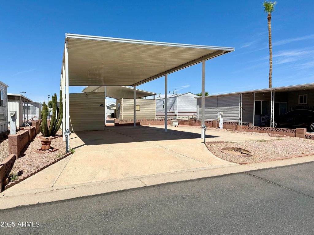 Image 13 of property listing at 7750 E BROADWAY Road 477, Mesa, AZ 85208