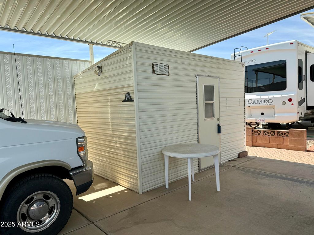 Image 3 of property listing at 7750 E BROADWAY Road 477, Mesa, AZ 85208