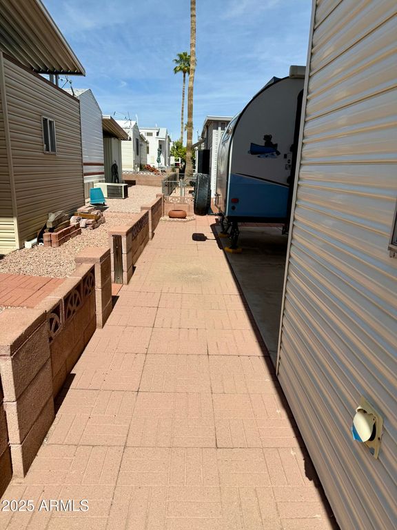 Image 4 of property listing at 7750 E BROADWAY Road 477, Mesa, AZ 85208