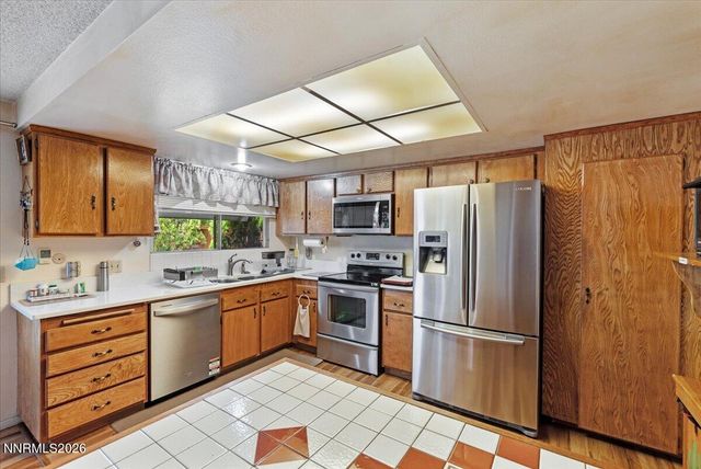 2580 Meadowbrook Lane, Carson City, NV 89701