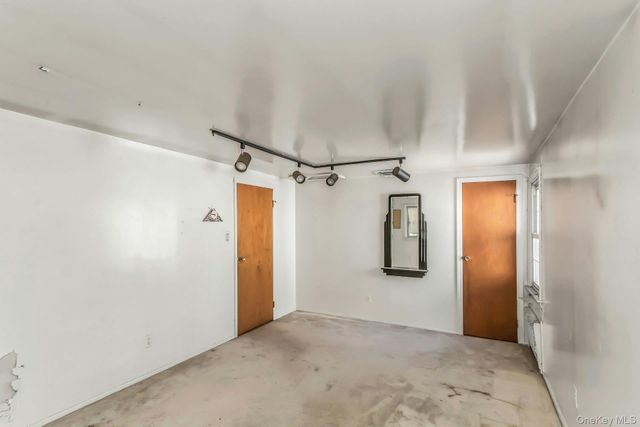 461 Madison Avenue, West Hempstead, NY 11552