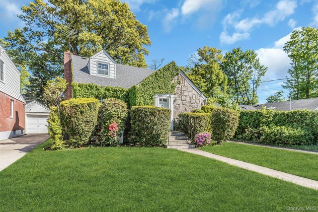 461 Madison Avenue, West Hempstead, NY 11552