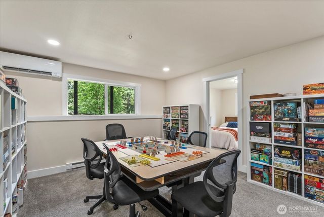 18015 248th Ave SE, Maple Valley, WA 98038