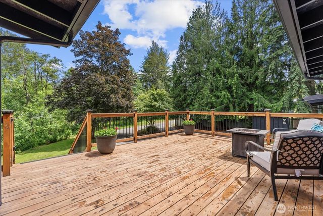 18015 248th Ave SE, Maple Valley, WA 98038
