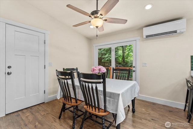 18015 248th Ave SE, Maple Valley, WA 98038
