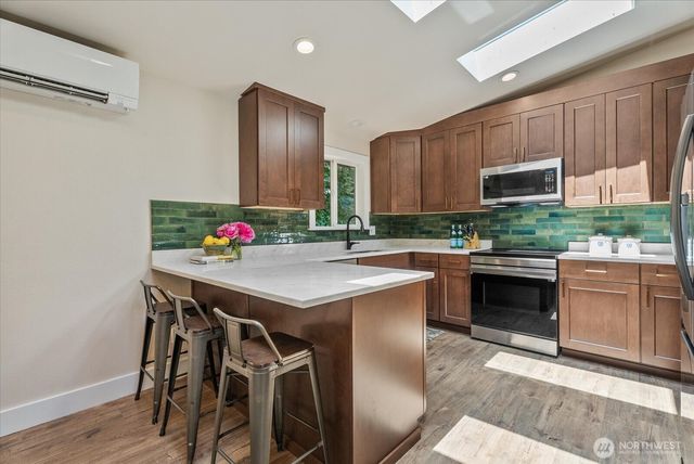 18015 248th Ave SE, Maple Valley, WA 98038