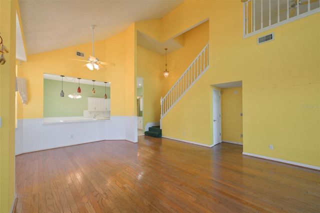 649 MASTERPIECE DRIVE 156, Sun City Center, FL 33573