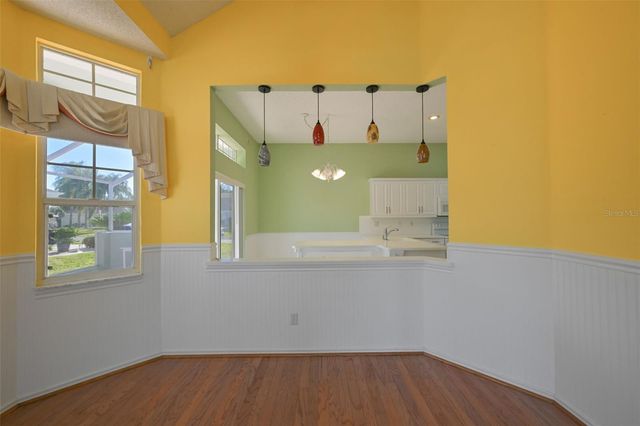 649 MASTERPIECE DRIVE 156, Sun City Center, FL 33573