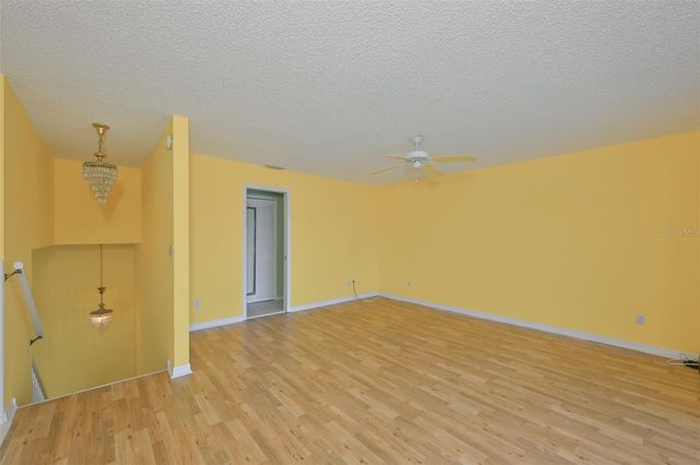 649 MASTERPIECE DRIVE 156, Sun City Center, FL 33573