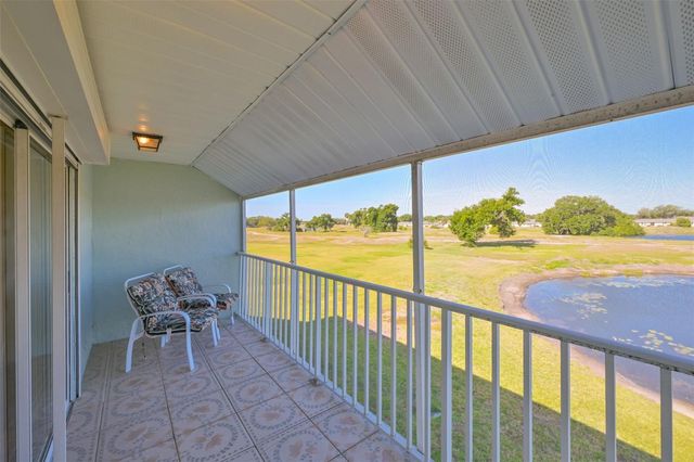 649 MASTERPIECE DRIVE 156, Sun City Center, FL 33573
