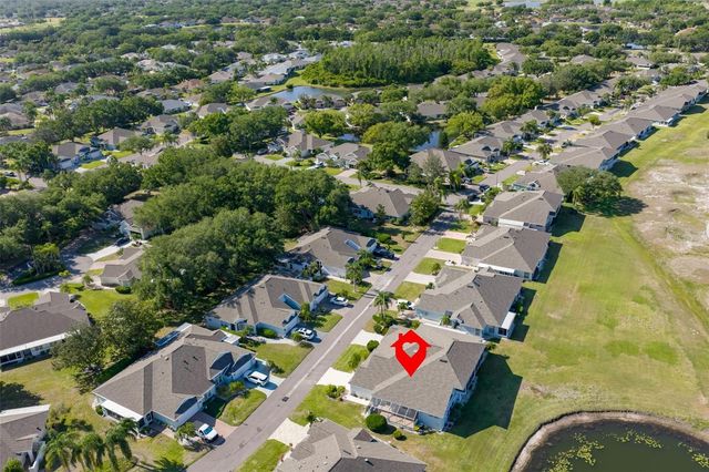 649 MASTERPIECE DRIVE 156, Sun City Center, FL 33573