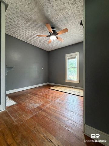 19025 S 6th Street, Citronelle, AL 36522