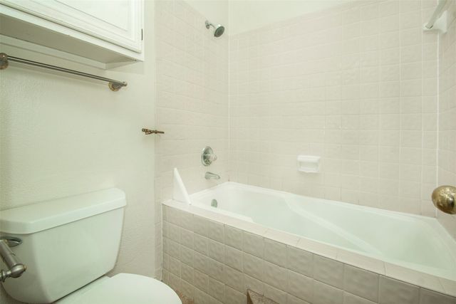 4242 N Capistrano Drive 187, Dallas, TX 75287