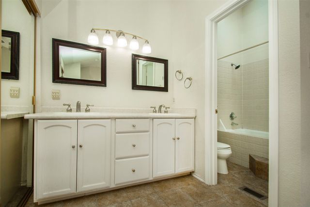 4242 N Capistrano Drive 187, Dallas, TX 75287