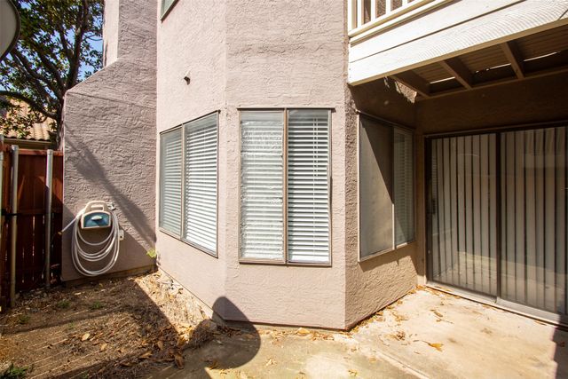 4242 N Capistrano Drive 187, Dallas, TX 75287