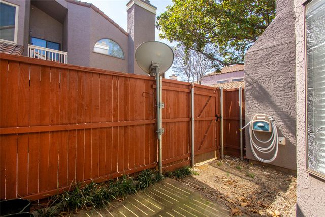 4242 N Capistrano Drive 187, Dallas, TX 75287