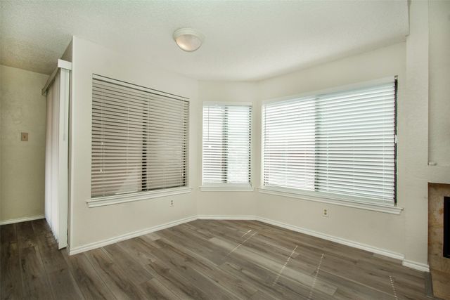 4242 N Capistrano Drive 187, Dallas, TX 75287
