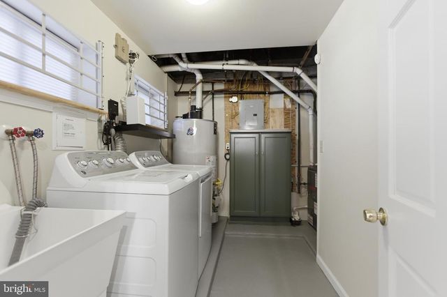 3633 NEW HAMPSHIRE AVE NW, Washington, DC 20010