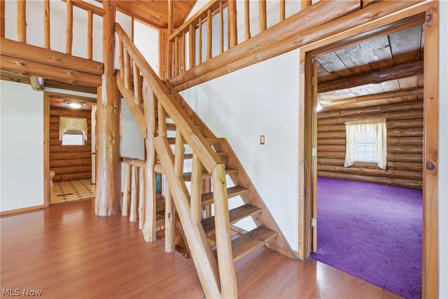 7374 Vale Road, Rogers, OH 44455