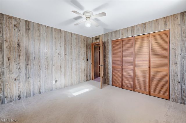7374 Vale Road, Rogers, OH 44455