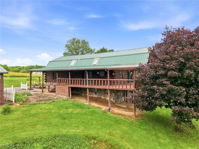 7374 Vale Road, Rogers, OH 44455